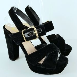 Sz 6 XOXO Black Velvet Platform Block Heels NWT